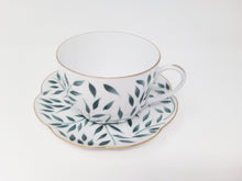 Load image into Gallery viewer, SKU# R400-NYM12010 - Olivier Green Breakfast Cup - Shape Nymphea - Size: 10oz
